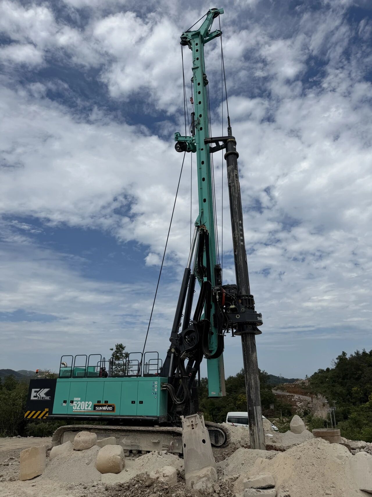 19天518米、连续作业零故障！山河智能SWDM520E2在宜常高铁建设一线钻出“加速度”