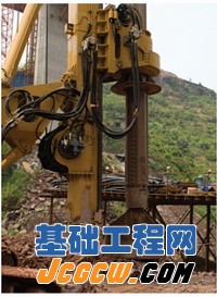 中治建工会展大道张家溪大桥工程