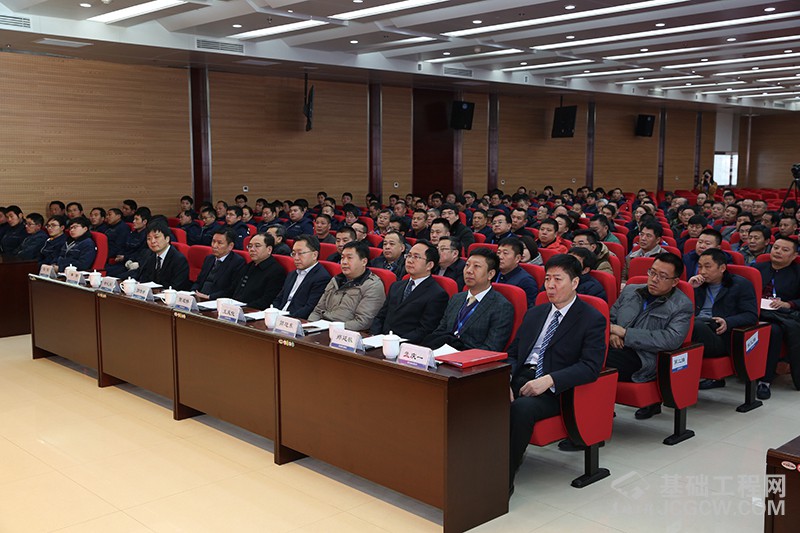 郑州郑宇重工有限公司揭牌仪式